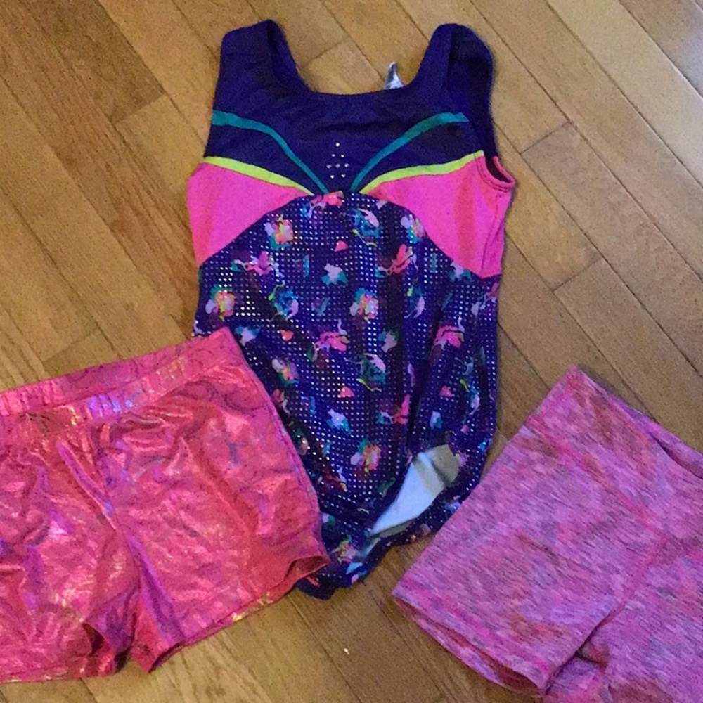***2/$12*** Gymnastic lot size 10/12